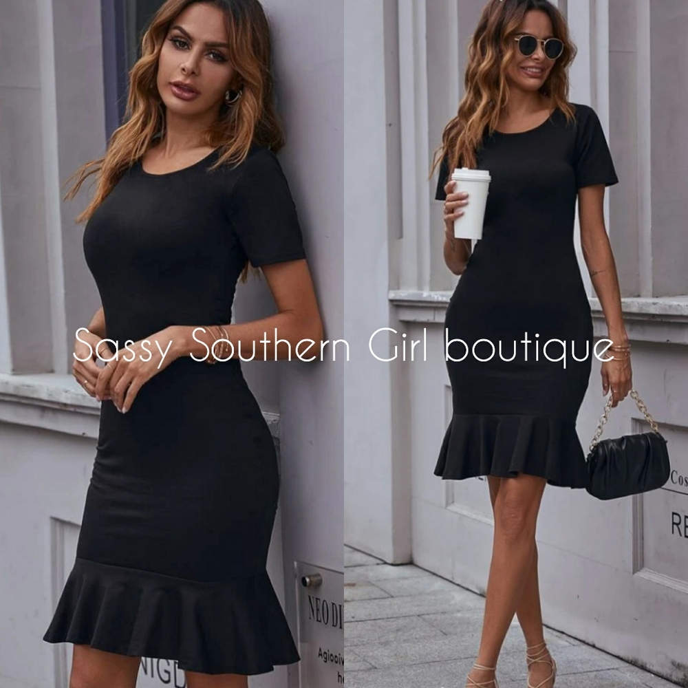 ⭐🆕Flirty Black ruffle bodycon dress